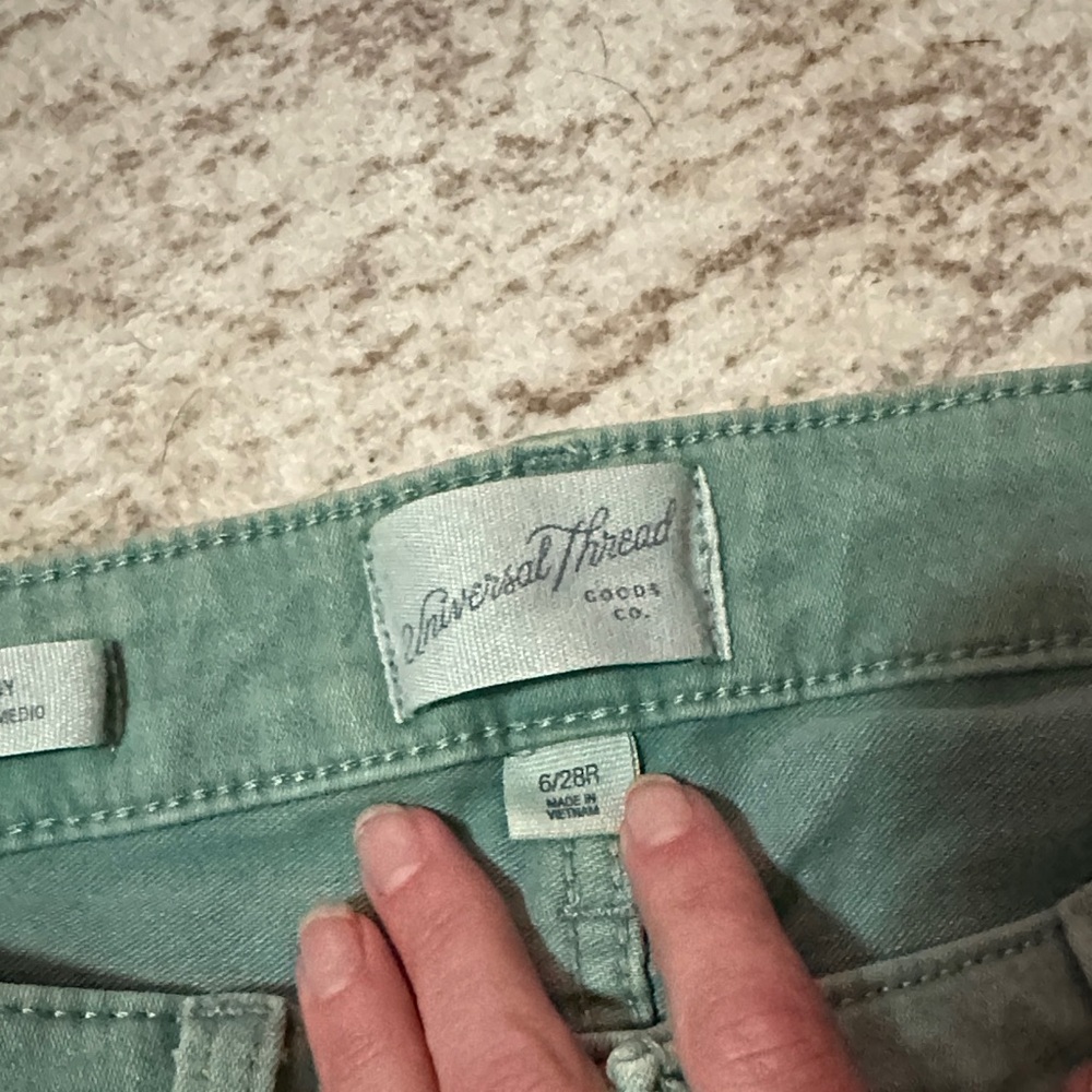 Universal Thread Mint Ankle Jeans - Picture 2 of 8